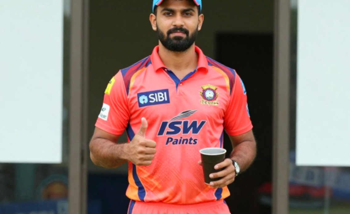 डबलिन एयरपोर्ट पर नस्लवाद के आरोप और रायनएयर का पलटवार: संगकारा विवाद में दावे आमने-सामने डबलिन एयरपोर्ट पर नस्लवाद के आरोप और रायनएयर का पलटवार: संगकारा विवाद में दावे आमने-सामने